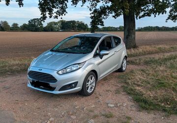 Ford Fiesta 104.400 km 4.500 &euro; Moers 47447