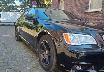 Chrysler 300C 196.370 km 7.999 &euro; Neuss 41462