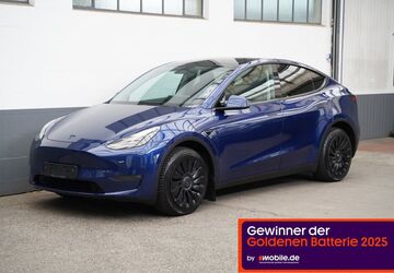 Tesla Model Y 74.111 km 33.450 &euro; Mönchengladbach 41236