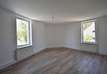 Wohnung Duisburg Mittelmeiderich - 3 Zimmer, 82 m&sup2;, 700&euro; | Angebot:26943144
