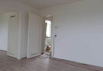 Wohnung Düsseldorf Rath - 2 Zimmer, 43 m&sup2;, 450&euro; | Angebot:27142534