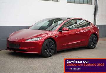 Tesla Model 3 32.779 km 40.950 &euro; Mönchengladbach 41236
