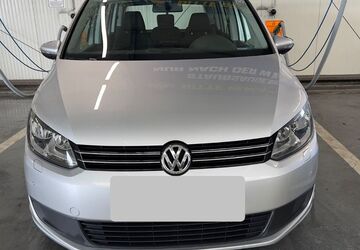 VW Touran 185.250 km 6.299 &euro; Neuss 41464
