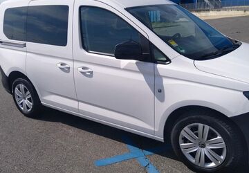 VW Caddy 114.000 km 14.950 &euro; Duisburg 47138