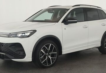 VW Tiguan 30.800 km 41.484 &euro; Neuss 41464