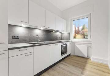 Wohnung Krefeld Krefeld-Mitte - 4 Zimmer, 105 m&sup2;, 1.618&euro; | Angebot:26999601