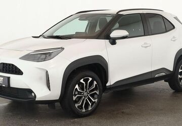 Toyota Yaris Cross 22.300 km 23.484 &euro; Düsseldorf 40233