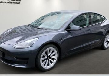 Tesla Model 3 62.594 km 27.850 &euro; Neuss 41464