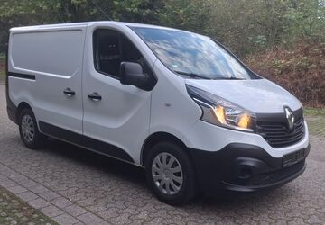 Renault Trafic 156.426 km 10.999 &euro; Duisburg 47167