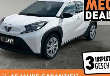 Toyota Aygo 15.531 km 15.398 &euro; Mönchengladbach 41239
