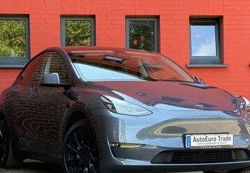 Tesla Model Y 59.648 km 39.500 &euro; Neuss 41472