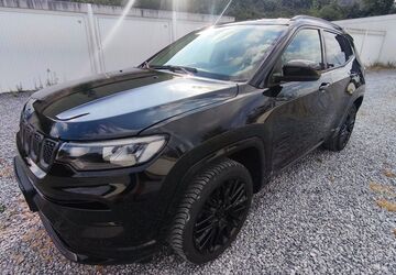 Jeep Compass 84.000 km 16.900 &euro; Solingen 42651