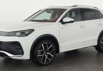 VW Tiguan 18.400 km 43.884 &euro; Neuss 41464