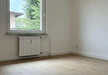 Wohnung Duisburg Untermeiderich - 2 Zimmer, 33 m&sup2;, 340&euro; | Angebot:27201025