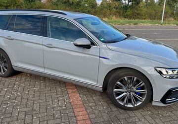VW Passat Variant 147.000 km 15.650 &euro; Neuss 41470