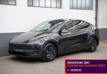 Tesla Model Y 33.376 km 52.950 &euro; Mönchengladbach 41236