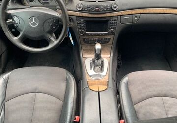 Mercedes-Benz E 280 405.000 km 2.200 &euro; Neuss 41462