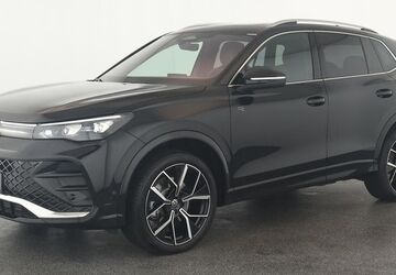 VW Tiguan 16.200 km 42.884 &euro; Neuss 41464