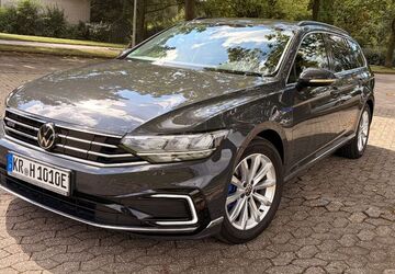 VW Passat Variant 55.000 km 22.999 &euro; Krefeld 47839