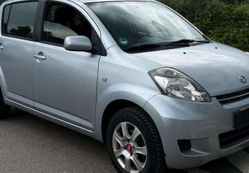 Daihatsu Sirion 161.914 km 1.999 &euro; Krefeld 47809