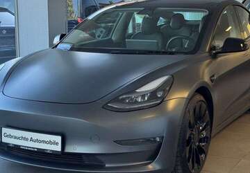 Tesla Model 3 106.000 km 27.790 &euro; Mülheim an der Ruhr 45478
