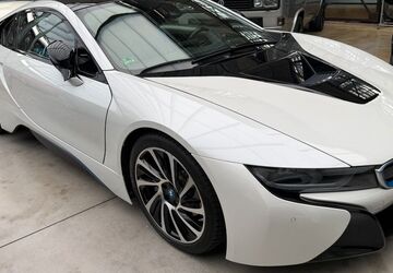 BMW i8 95.000 km 46.900 &euro; Düsseldorf 40591